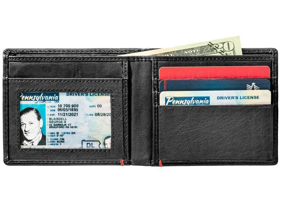 schwarze ledergeldbörse – design mit pik-metallplatte